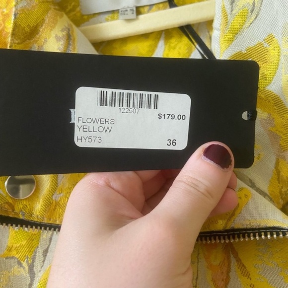 Yellow Flowers Jacket | Herry - Picture 5 of 6